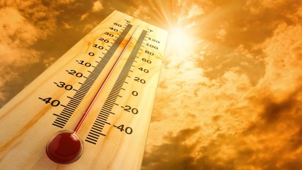 НОВО УПОЗОРЕЊЕ РХМЗ: Очекују нас паклене врућине - од уторка до четвртка температуре до 39 степени!