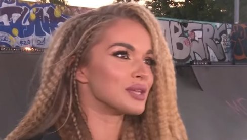 TEODORA DŽEHFEROVIĆ ZABRINULA PRATIOCE: Objavila fotografiju iz bolnice, evo o čemu se radi (FOTO)