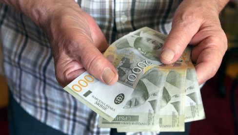 СТИЖУ УВЕЋАНЕ ПЕНЗИЈЕ:Следеће недеље почиње исплата примања за најстарије