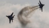 POTAJNA LJUBAV AMERIKANACA PREMA RUSKIM AVIONIMA: Santa Monika stavila MiG-29 na promotivnu fotografiju Super Boula
