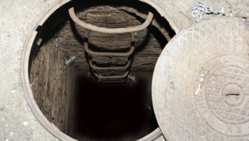 ТРАГЕДИЈА У ПРИЈЕПОЉУ: Мушкарац упао у шахт пун воде, грађани нису успели да га спасу