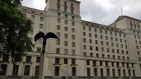 SRBI SU PRVI NAPADNUTI: Britanske službe o Srebrenici - Bošnjaci ugrozili rute snabdevanja