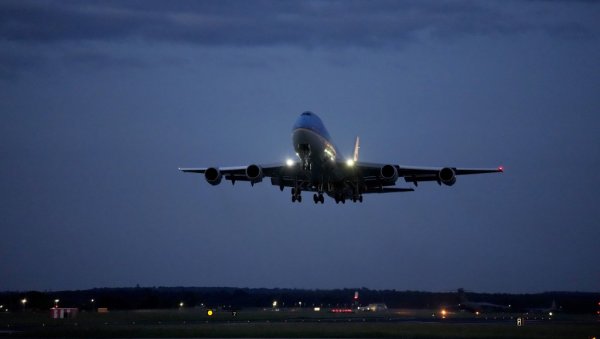 ОДЛАЗИ ЗАУВЕК У ИСТОРИЈУ:  Последњи боинг 747 напустио фабрику (ФОТО)