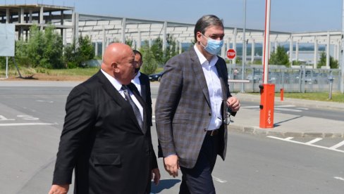 MALOPRE SAM ČUO NAJLEPŠU VEST ZA JAGODINU: Vučić najavio izgradnju još jedne fabrike