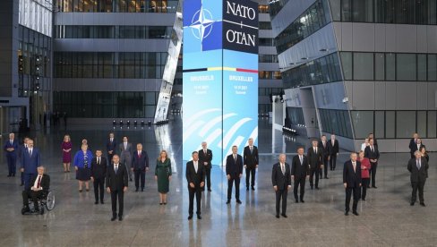 POČEO JE RAT KOME SE NE NAZIRE KRAJ Politikolog Stefan Surlić: NATO zemlje su ušle u hibridno ratno stanje