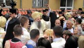 DA BUDEMO SAVREMENI, A OSTANEMO ČESTITI: Patrijarh Porfirije služio liturgiju u Vranju