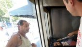 BEZ NEPRIJATNIH MIRISA OD ROŠTILJA U ZGRADAMA KRAJEM LETA: Odluka Grada Beograda kojom će biti regulisan rad lokala brze hrane u pripremi