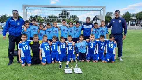 РЕВИЈА АСОВА ПОРЕД ДУНАВА: У Кладову одржан фудбалски турнир за млађе категорије