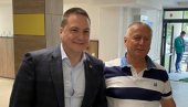 UVEK SA BAJROM: Branko Ružić se tokom posete Novom Pazaru sastao i sa legendom Partizana