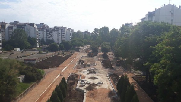 НОВО ШЕТАЛИШТЕ ДО КРАЈА ГОДИНЕ: Напредује реконструкција парка Лазаро Карденас на три хектара у Блоку 44