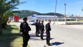NEMA ŠVERCA BEZ DOZVOLE SA VRHA: DF - Akcija elitne policijske jedinice u Baru - brukanje države