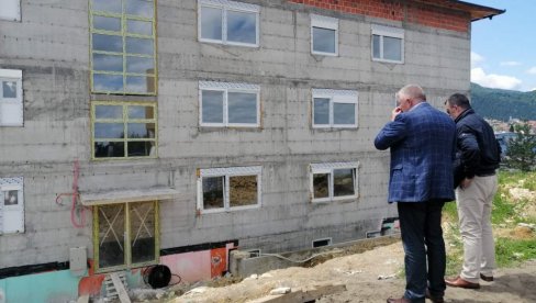 KROV NAD GLAVOM ZA POVRATNIKE: Počela izgradnja i rekonstrukcija stambenih objekata u Vlasenici