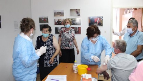NOVE DOZE RUSKE VAKCINE: Nastavlja se imunizacija građana u Ugljeviku