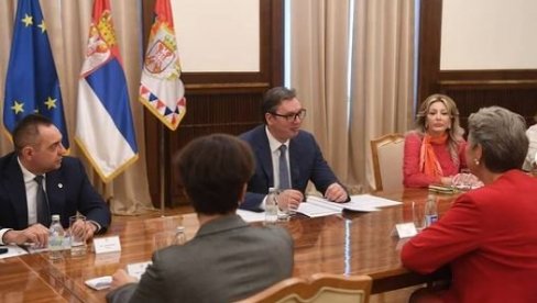 SUSRET SA KOMESARKOM EU: Predsednik Vučić razgovarao sa Ilvom Johanson (FOTO)