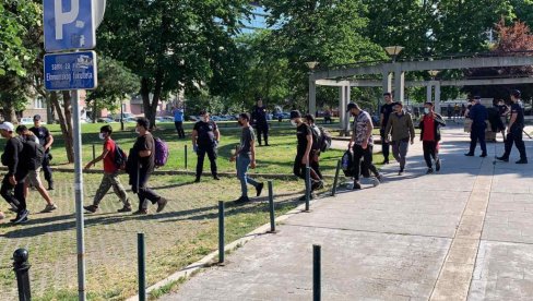 АКЦИЈА БЕОГРАДСКЕ ПОЛИЦИЈЕ: Пронађено 136 илегалних миграната, сви спроведени у Прихватни центар