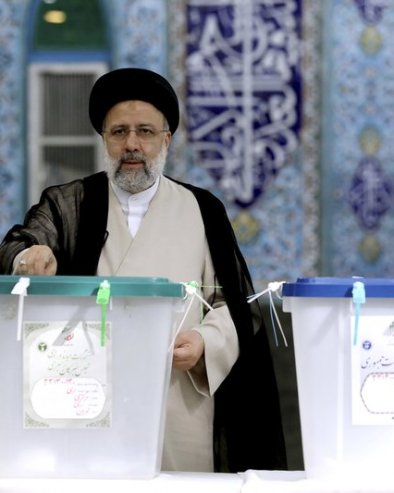 IRAN SPREMAN DA USPOSTAVI JAČE VEZE SA ŠRI LANKOM: Nakon 16 godina iranski predsednik u poseti ostrvskoj državi