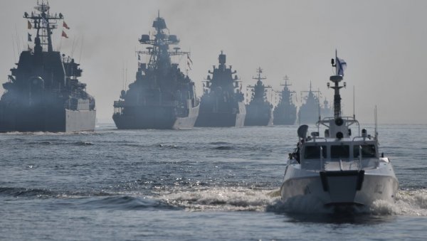 ОДБИЈЕН ВАЗДУШНИ НАПАД НЕПРИЈАТЕЉА: Успешне војне вежбе руске флоте на Тихом океану
