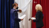 ПРЕКО ЛОКАЛА ДО ЈЕЛИСЕЈА: Први круг регионалних избора, француска десница у узлету