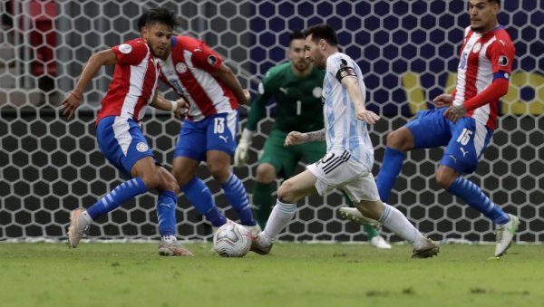 КОПА АМЕРИКА: Аргентина победила Парагвај, Меси се изједначио са Маскераном