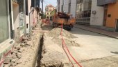 РАДОВИ У ЦЕНТРУ: Отежан саобраћај у Зрењанину због реконструкције главне градске улице