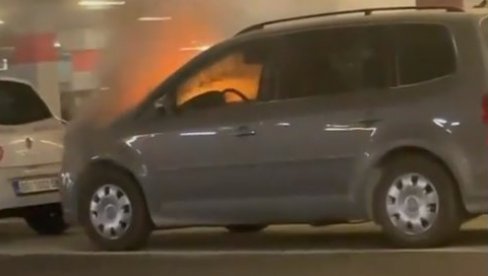 POŽAR U TRŽNOM CENTRU U BEOGRADU: Zapalio se automobil u garaži, dim uznemirio posetioce (FOTO)