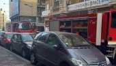POŽAR U CENTRU BEOGRADA: Izgoreo magacin marketa - vatra oštetila tri sprata stambene zgrade