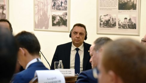 VELIKA ČAST ZA SRBIJU: Aleksandar Vulin na onlajn samitu Komunističke partije Kine