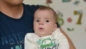 DA MALIŠAN ŠTO PRE DOBIJE SPASONOSNI LEK: Novosađani organizuju humanitarni turnir za Boška, SMA bebu