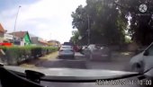 SRAMAN SNIMAK IZ NOVOG SADA: Vozač poršea izašao iz automobila, pa počeo da tuče i šutira starijeg čoveka (VIDEO)