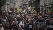 VELIKI PROTESTI U LONDONU: LJudi izrazili nezadovoljstvo politikom konzervativaca - DŽonson mora da prekine sa kršenjem pravila