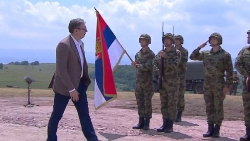 SNAGA VOJSKE POKAZUJE SNAGU DRŽAVE: Vučić objavio snimak koji pokazuje srpsku armiju u punom sjaju! (VIDEO)
