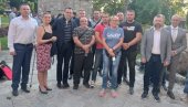 ЗАБРИНУТИ ЗА БЕЗБЕДНОСТ: Директор Канцеларије за КиМ са Србима из Косова Поља