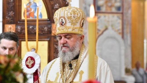 VIDOVDAN U BARU: Episkop buenosaireski i južnocentralno američki Kirilo služio liturgiju u hramu