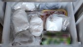 AKCIJA BEOGRADSKE POLICIJE: Pretresli stan na Čukarici - zaplenjene velike količine droge