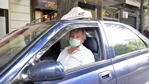 NIGDE TAKSIJA KAD JE VRELO: Zbog tropskih temperatura veće interesovanje za uslugu pojedinačne vožnje