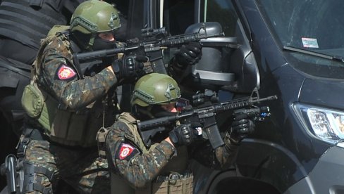 AKCIJA SRPSKE POLICIJE: Na teritoriji centralne Srbije uhapsili do zuba naoružane Kurtijeve specijalce