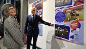 ŠIRIĆE KULTURNE VEZE SRBIJE I BRITANIJE: U Novom Sadu otvorena britanska „pokretna“ambasada