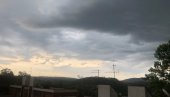 OGLASIO SE RHMZ: Naredna dva sata kiša, biće i lokalnih pljuskova sa grmljavinom! (FOTO)
