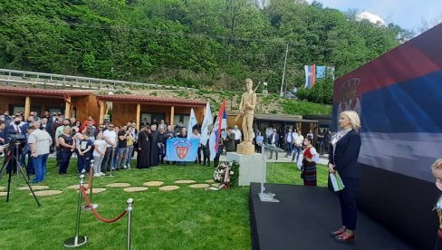 DRINA KIČMA SRPSKOG RODA: U selu Čitluku kod Zvornika, nedavno podignut spomenik junaku sa Košara
