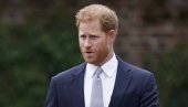 PRINC HARI HITNO DOLEĆE U LONDON: Šokantne vesti sačekale vojvodu od Saseksa