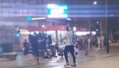 ZASTRAŠUJUĆ SNIMAK TUČE IZ NIŠA: Nasilje u samom centru grada - mladiću u obračunu, devojke vrište da prestanu (VIDEO)