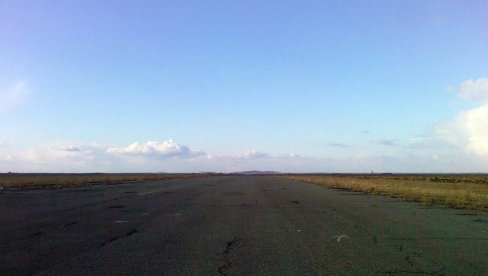 УЗУРПИРАН ВОЈНИ АЕРОДРОМ: Апел мештанима Ковина да изместе кошнице