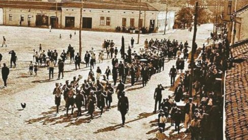 ПОТПУКОВНИК МИСИТА, ИГУМАН ЏИЏА И ПОП ВЛАДА ИСТЕРАЛИ НЕМЦЕ: Лозница је на данашњи дан 31. августа била први ослобођени град у Европи