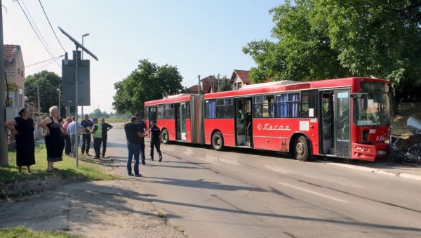 АУТОБУС И ДАЉЕ НА ВЕШТАЧЕЊУ: Притвор до 30 дана за М. Г. (60), возача аутобуса који је усмртио троје људи у Смедереву