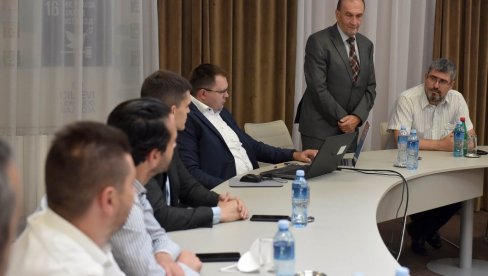 O FAKULTETU I PARALELNIM VEZAMA: Predstavnici Skupština Republike Srpske i Vojvodine sastali se u Novom Sadu