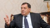 OPET NAS BOMBARDUJU, OVAJ PUT NEISTINOM: Dodik se osvrnuo na izjavu šefa britanske diplomatije o Srebrenici