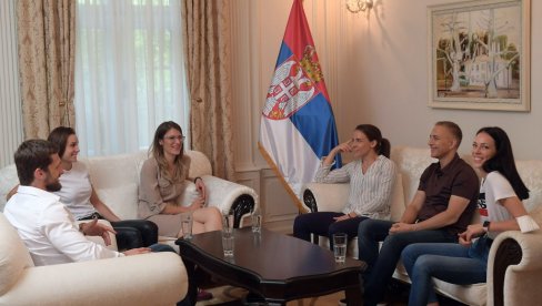 MINISTAR STEFANOVIĆ: Pripadnici sportske jedinice Ministarstva odbrane boriće se u Tokiju svim srcem za Srbiju (FOTO)