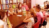 DA LEPO PIŠU I ČITAJU: Letnje dečje radionice u biblioteci u Ćupriji