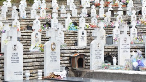 PREZIME IM U TRENU UGASILI ORIĆEVI KRVNICI: Ispovesti porodica srpskih žrtava iz srebreničkog kraja i Podrinja, ubijeno više od 3.000 ljudi