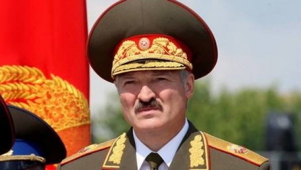 НЕМА ТЕ СИЛЕ КОЈА ЈЕ СЛОМИЛА АВГАНИСТАН: Лукашенко о срамном бегу Американаца, хоће да подгреју сукоб са Кином